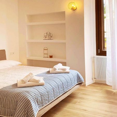 Eva Apartament Baveno Exteriör bild